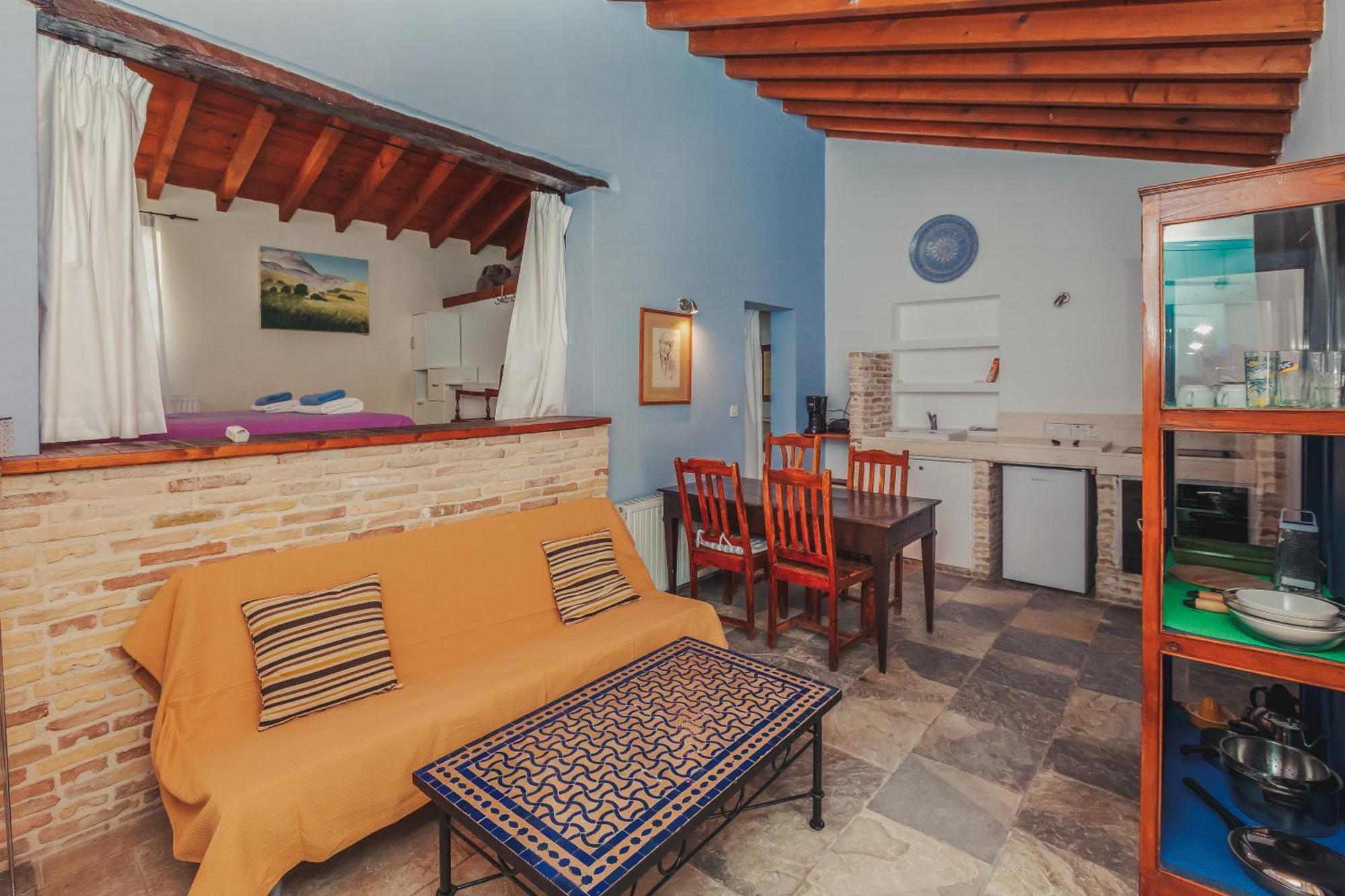 Archondia House - Holiday Apartments With Pool Kalavaszósz Kültér fotó