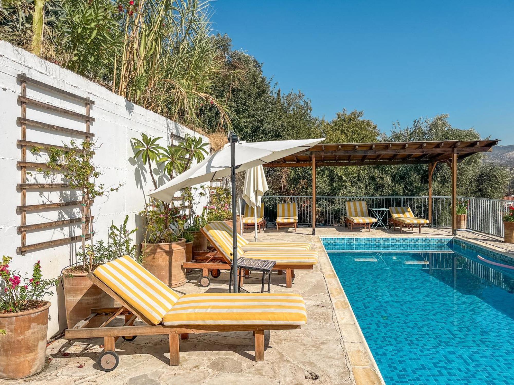 Archondia House - Holiday Apartments With Pool Kalavaszósz Kültér fotó